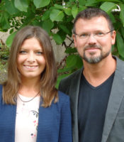 Pfarrerin Juliane Jung und Pfarrer Matthias Jung